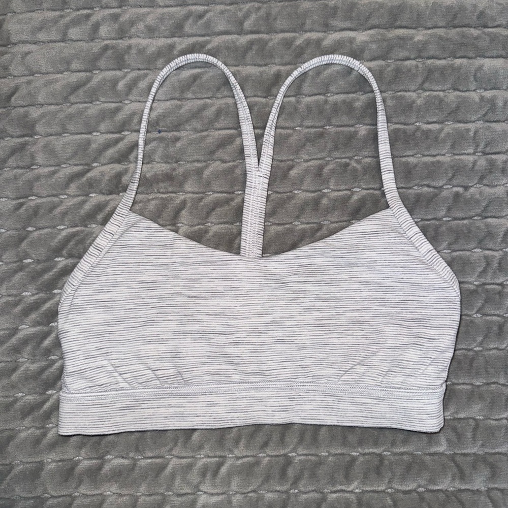 Lululemon Flow Y Sports Bra